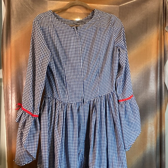 Vintage blue checkered with red bows size Small. longer in the back.‎ B5 - Picture 4 of 6